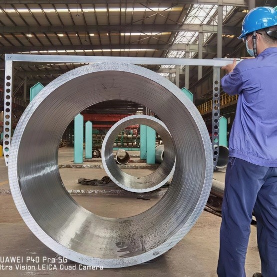 Large Diameter Steel Pipe Manufacturer & Supplier for Oil & Gas Pipeline Projects